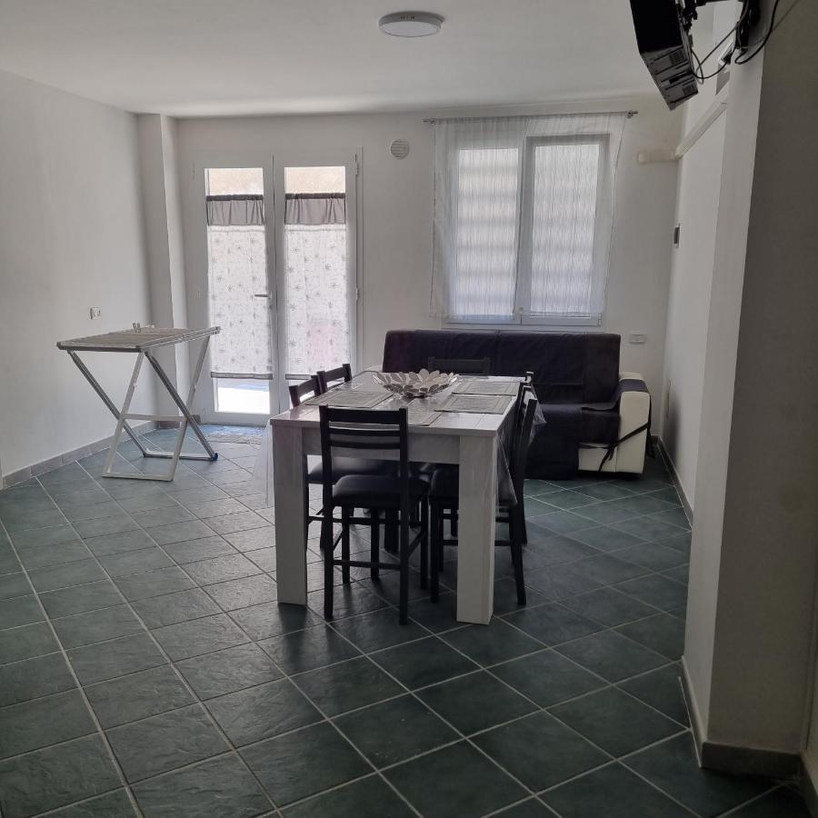 Casa Vacanze Afea Torre Dell'Orso Salento Puglia Extérieur photo