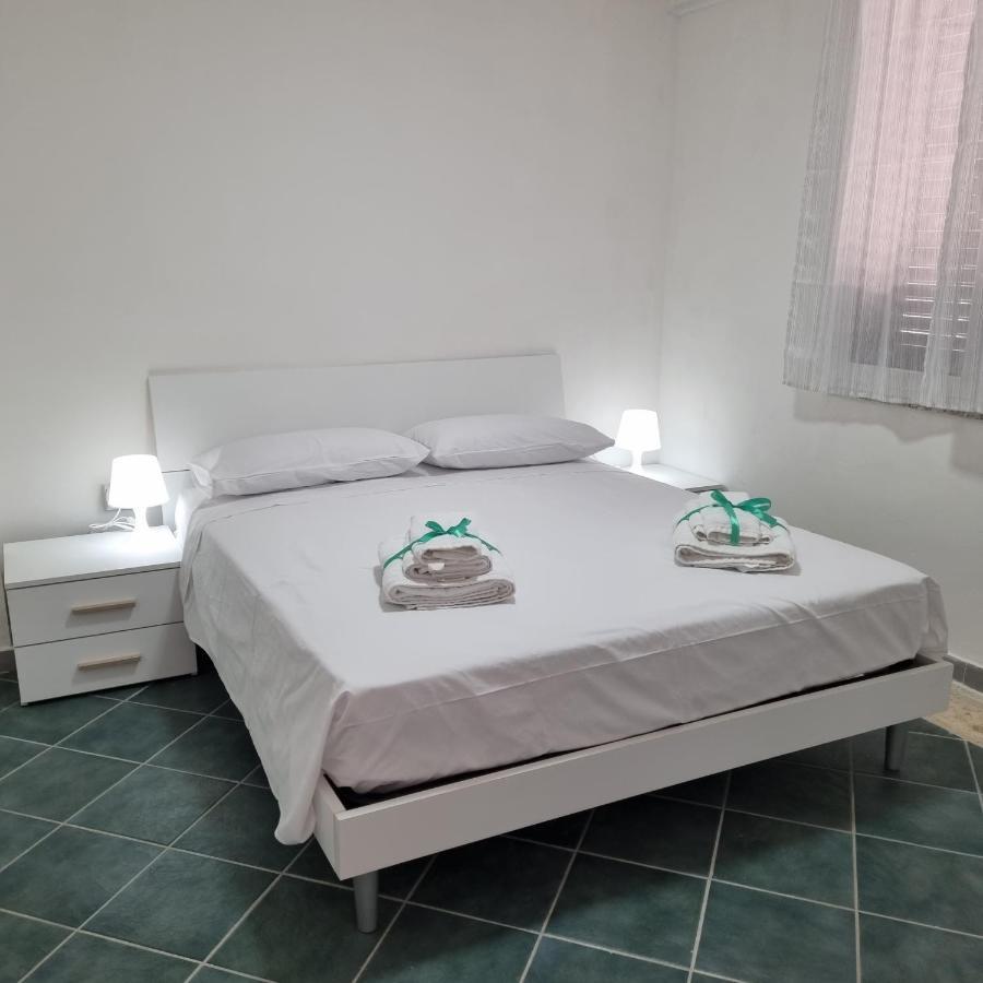 Casa Vacanze Afea Torre Dell'Orso Salento Puglia Extérieur photo