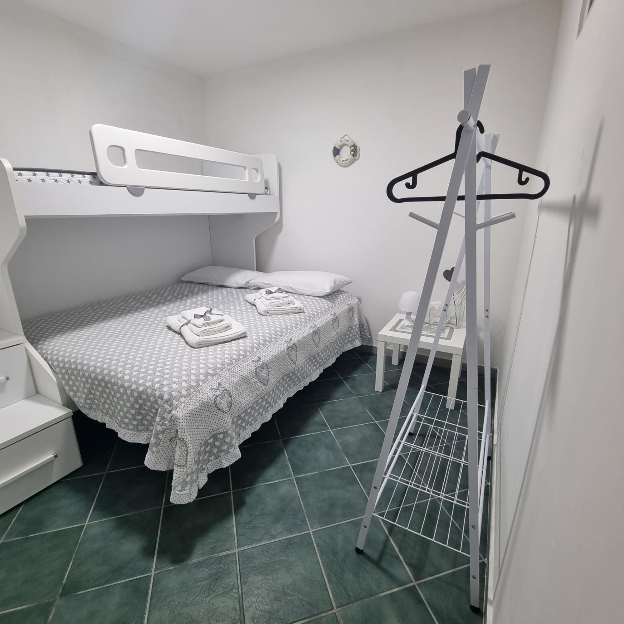 Casa Vacanze Afea Torre Dell'Orso Salento Puglia Extérieur photo